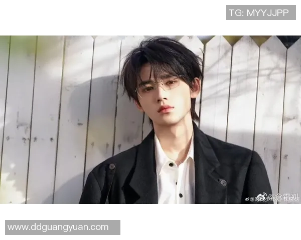 足球明星宋亚轩的成长之路与未来展望揭秘 足球明星宋亚轩的成长之路与未来展望揭秘